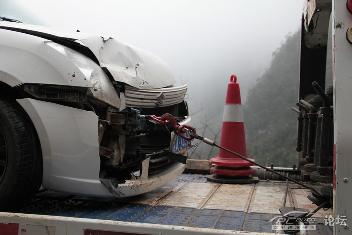 重要,正面PK五菱面包车,完败高清图片