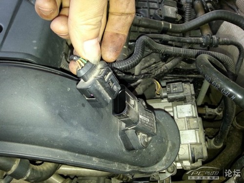 自己动手清洗节气门+四万KM保养换机油