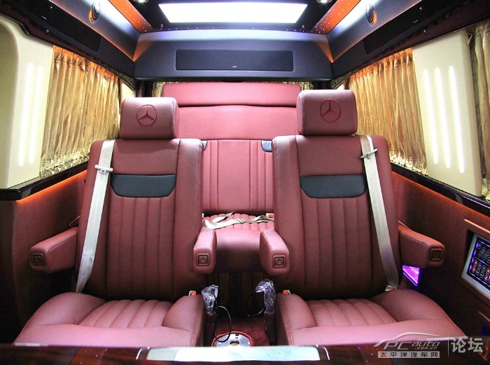 论奔驰威霆高端商务改装车