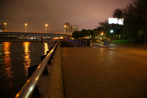 冒严寒手托架——珠海前山桥夜景随拍