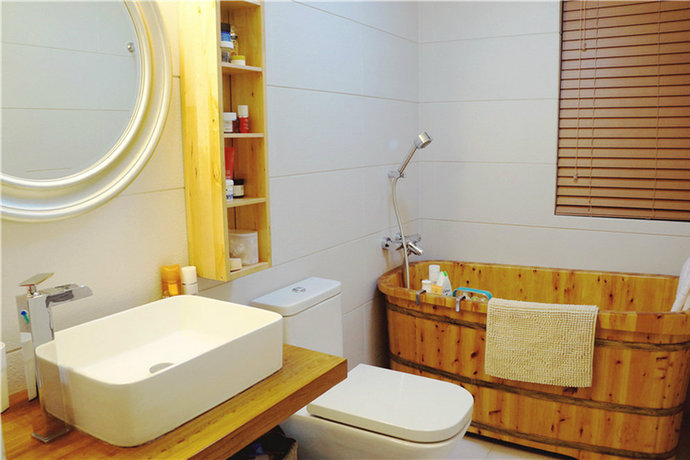 欧式二居室卫生间卫浴设计装修效果图