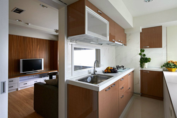 69平方米乐活好宅厨房与客厅装修效果图