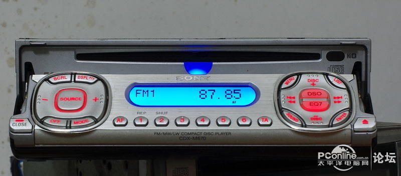 出索尼cd机cdx-m610 52w x4 带尾线遥控