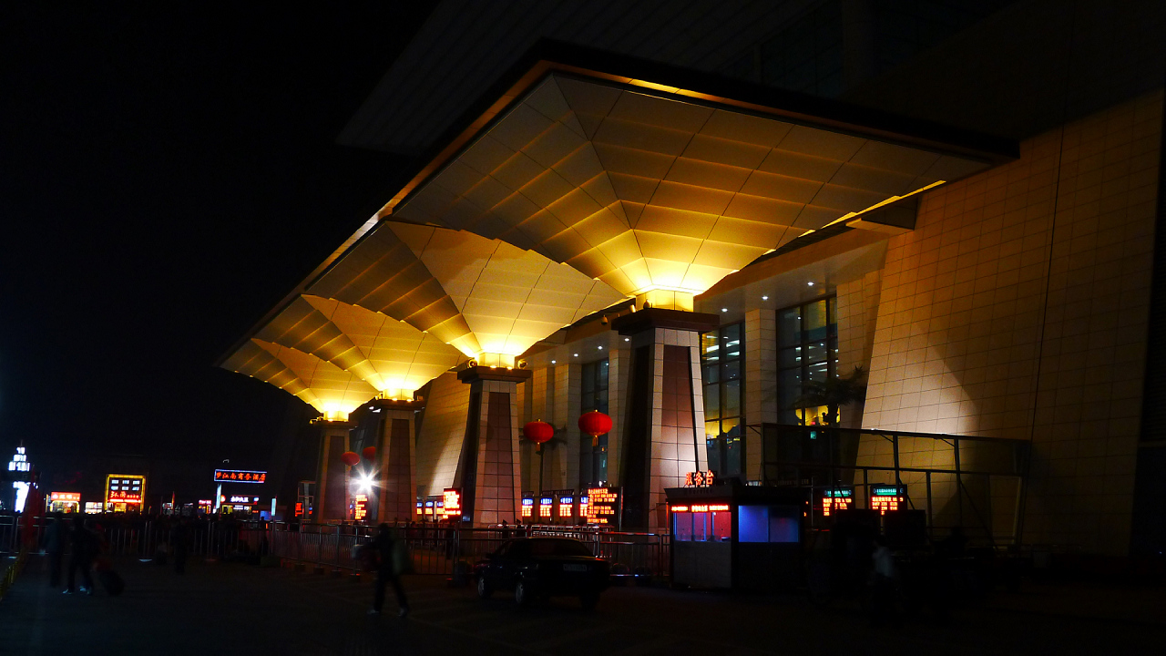 武昌火车站夜景(20P高清大图,感受相机抑噪和