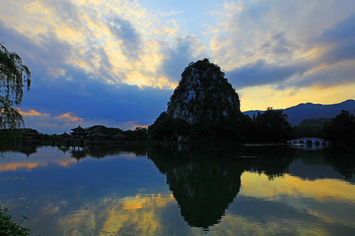 肇庆七星岩风景