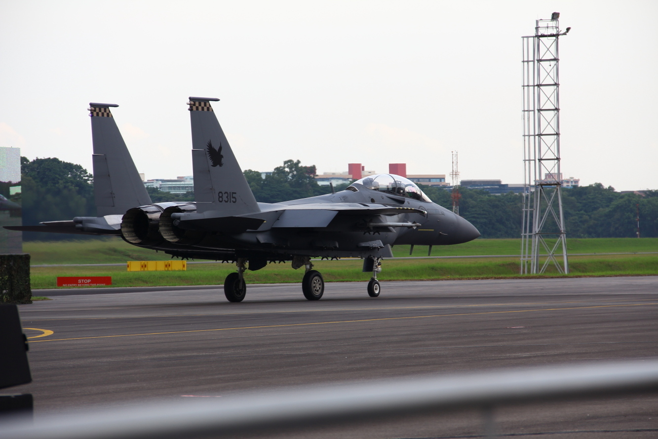 与空军零距离(美式装备)--f15&f16战机