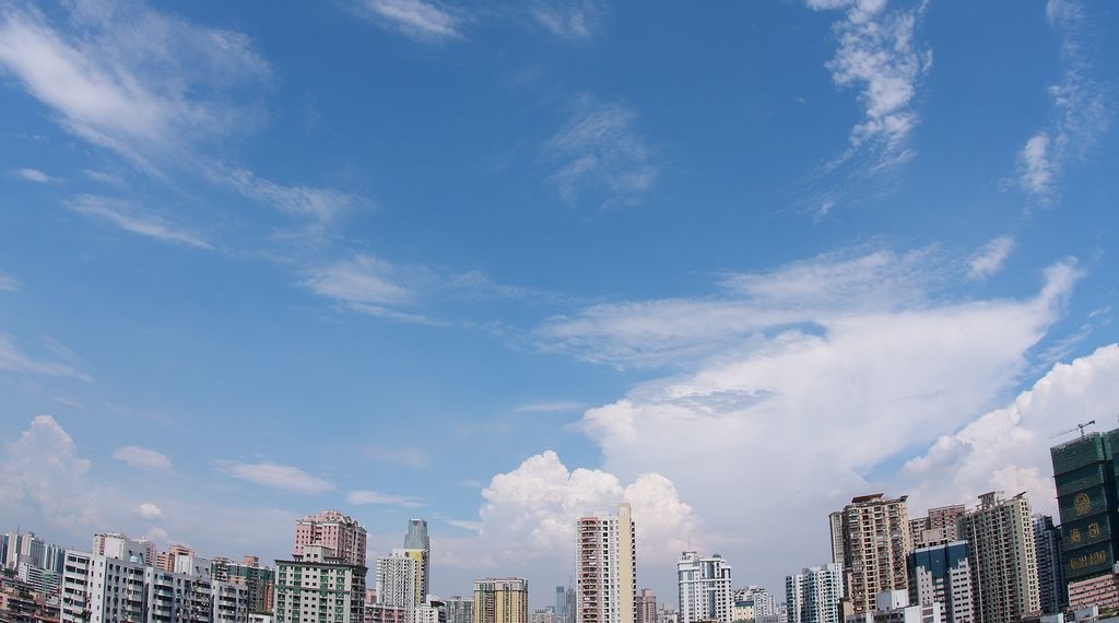 适马15mm鱼眼试拍-香港夜景及午后天空。