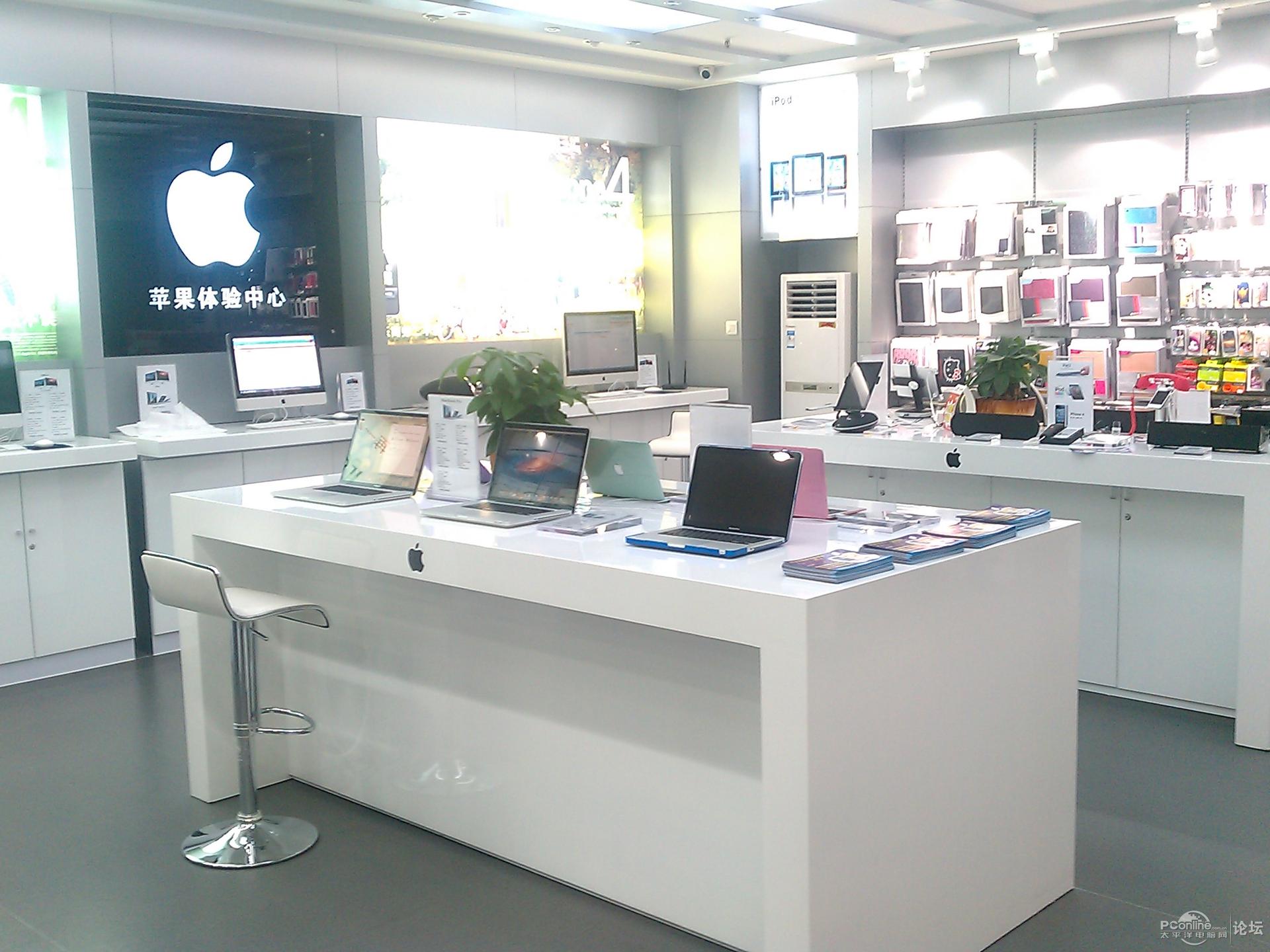 在苹果专卖店买的苹果手机跟在外面的卖手机的店里买苹果有什么区别啊