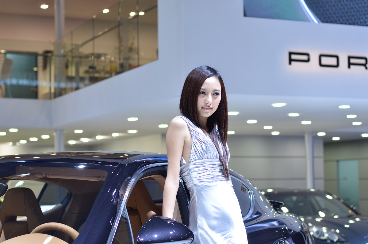 2011成都车展,豪车加美女
