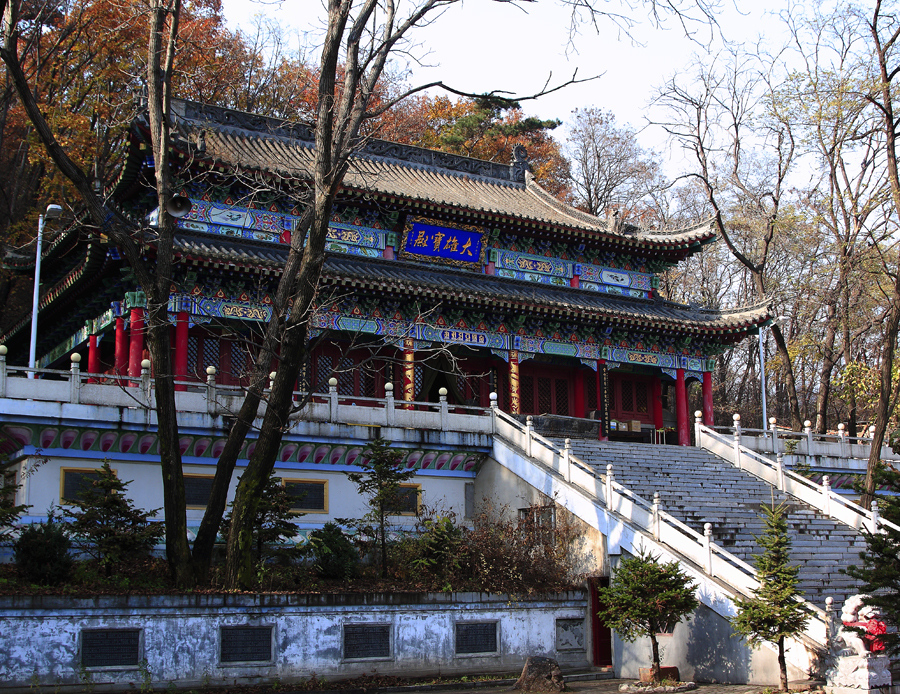 千山灵岩寺