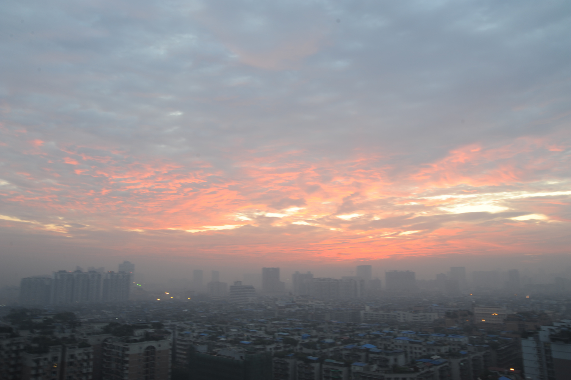 成都早上的天空