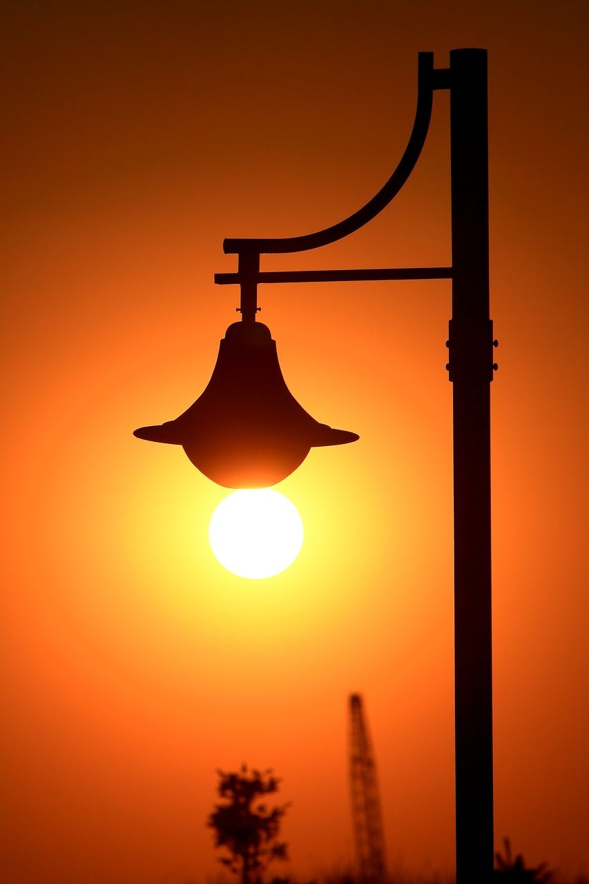 一盏路灯照全球,低碳环保最节能