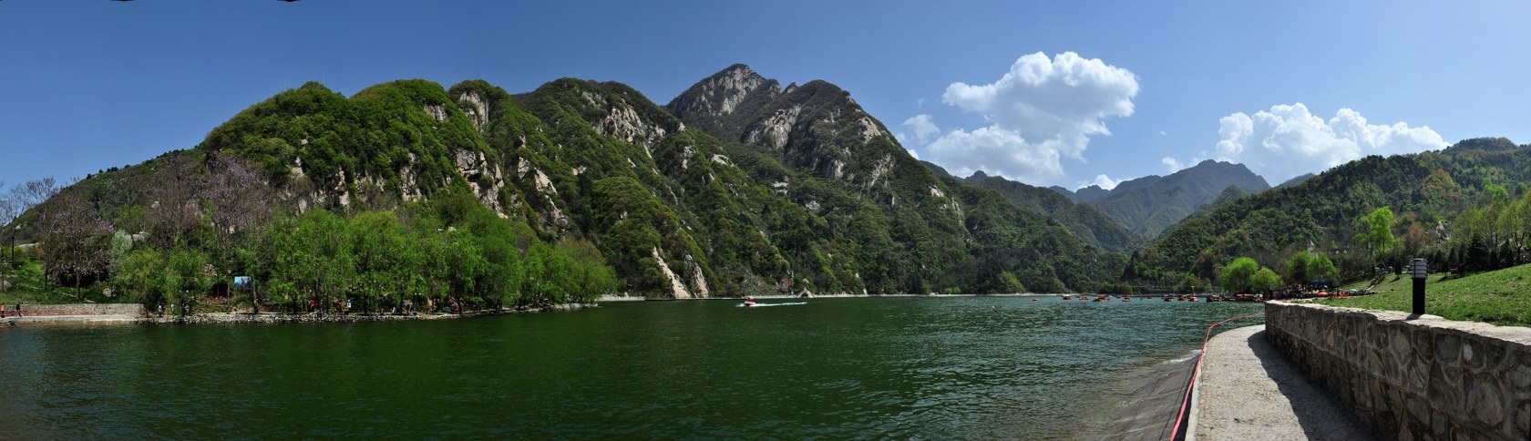 d90串门 一组翠华山【天池】全景