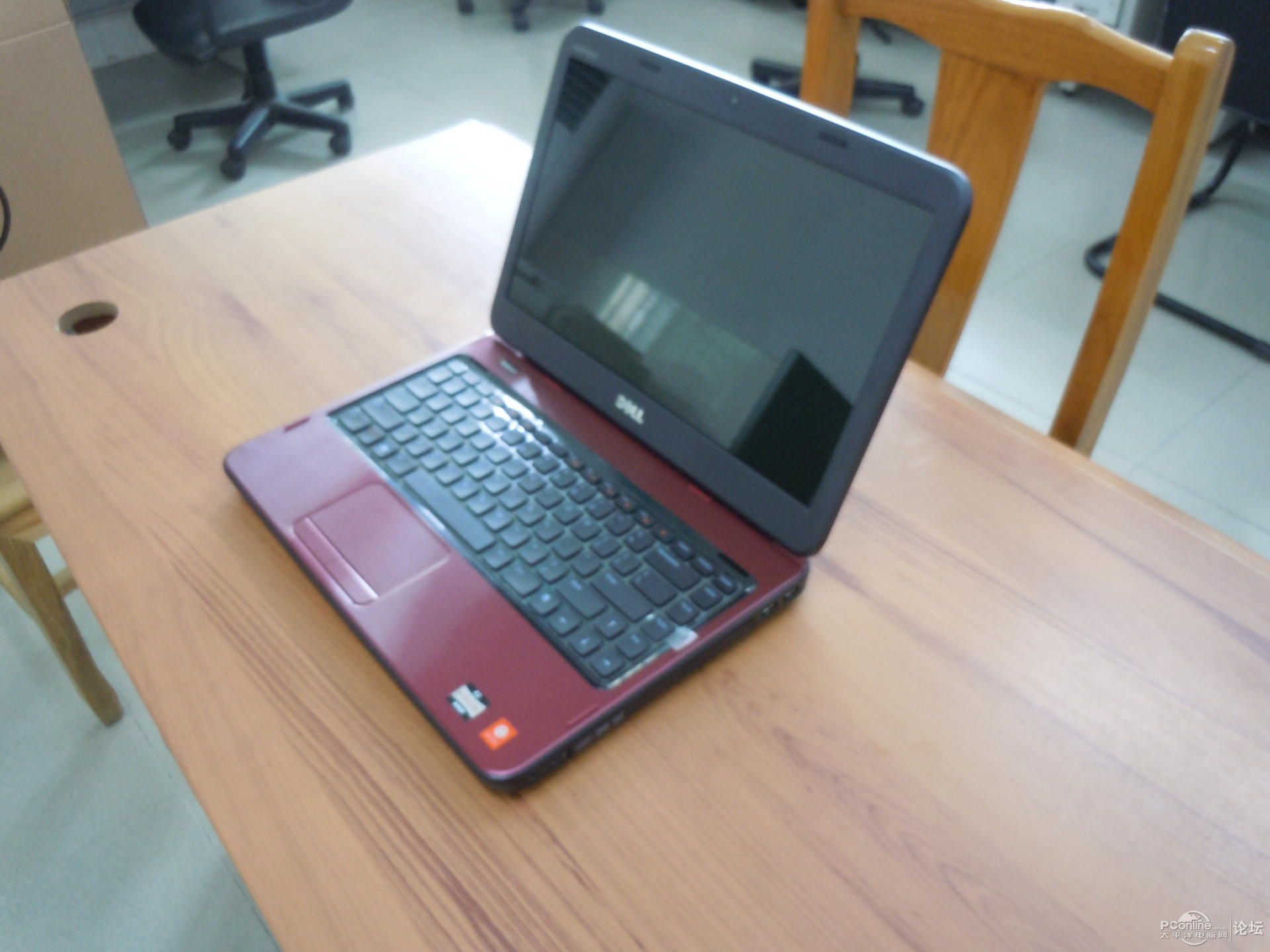 出售全新戴尔 inspiron m4040