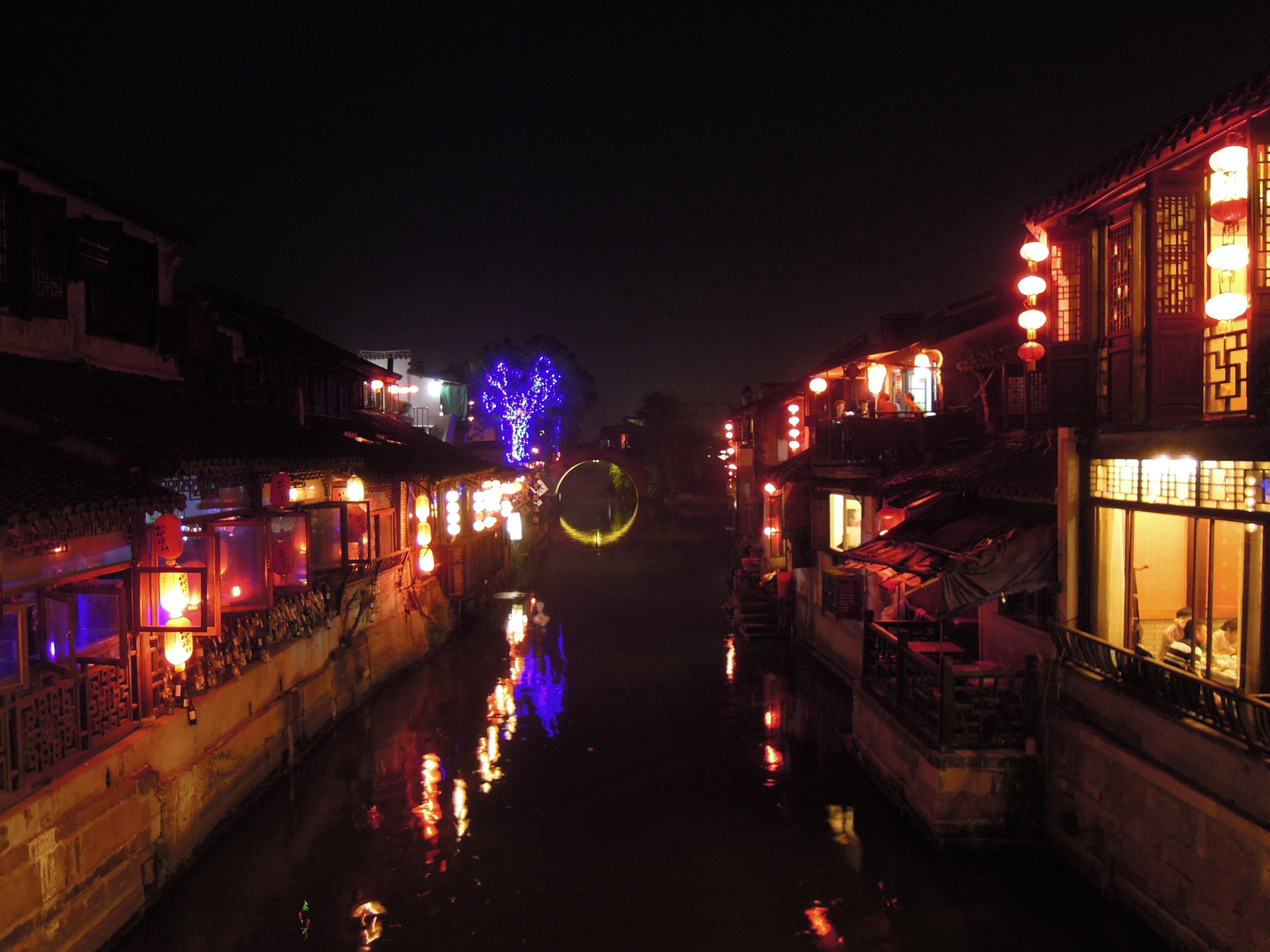 p300 西塘古镇夜景