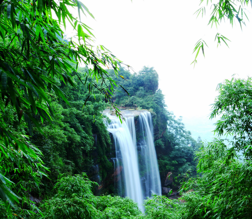 蜀南竹海---七彩瀑布