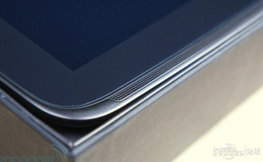 分辨率高于苹果iPad Retina!谷歌Nexus 10开箱