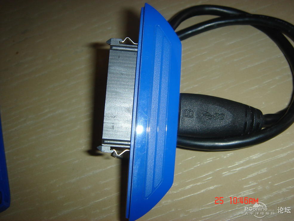 出个原装seegate希捷USB3.0的硬盘盒(2.5寸笔