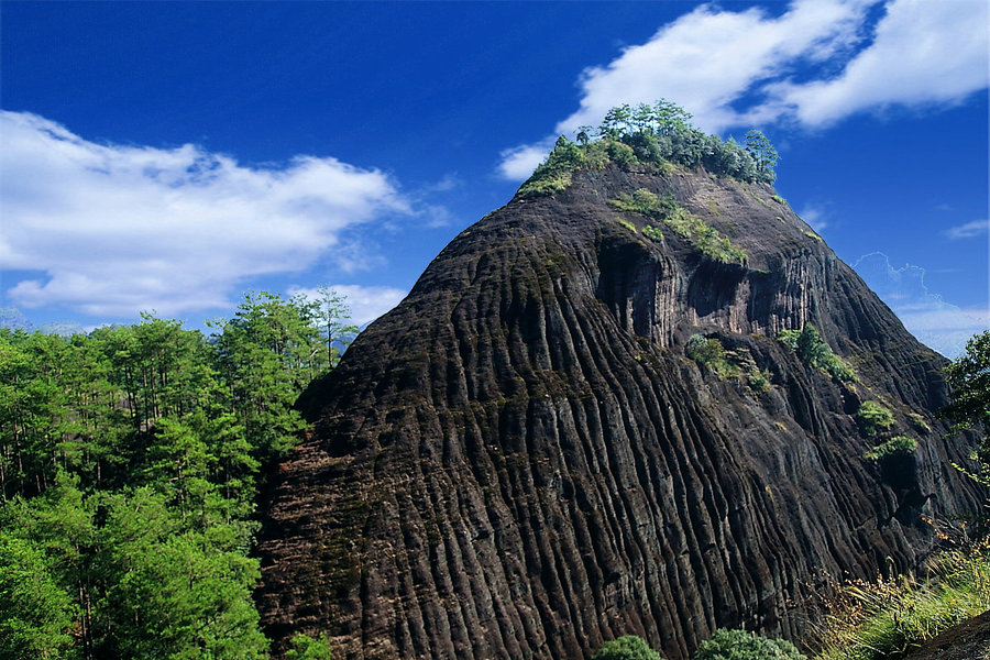 《玉楼春·游武夷山虎啸岩》庄灿煌