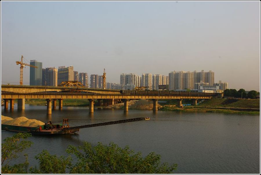 桥(七 长沙芙蓉路北浏阳河铁路大桥