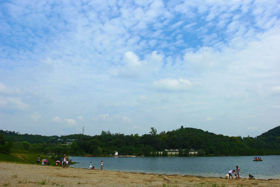 德阳东湖山沙滩区随拍