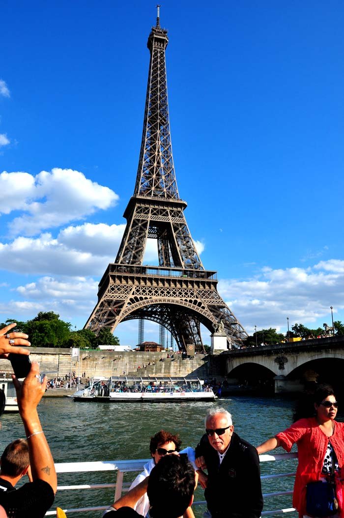 【欧洲行:四: 法国巴黎、埃菲尔铁塔、不同地点不同时间不同角度拍摄。摄影图片】风光摄影_太平洋电脑网摄影部落