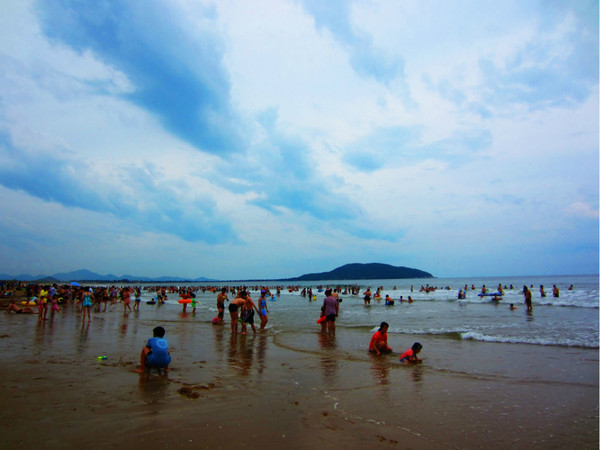 月亮湾,大爱的海和沙滩.【阳江沙扒湾】