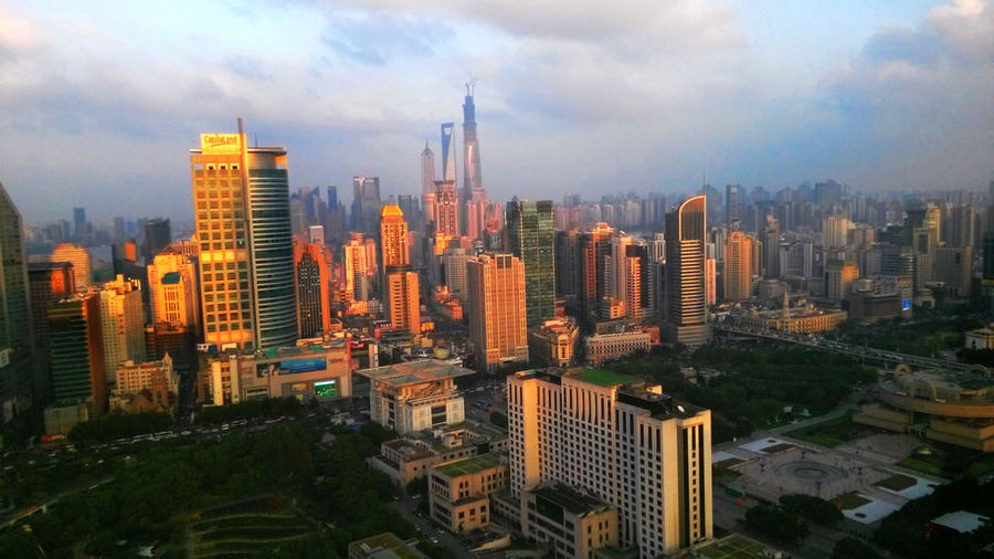 【上海J,W万豪酒店俯瞰市区摄影图片】风光旅