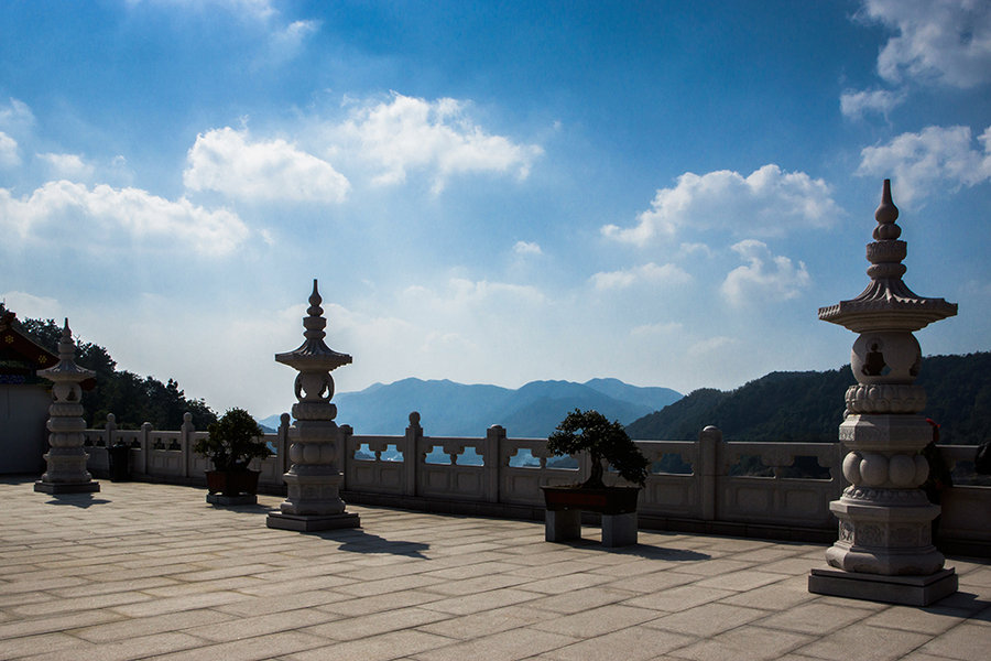 浙江会稽山龙华寺