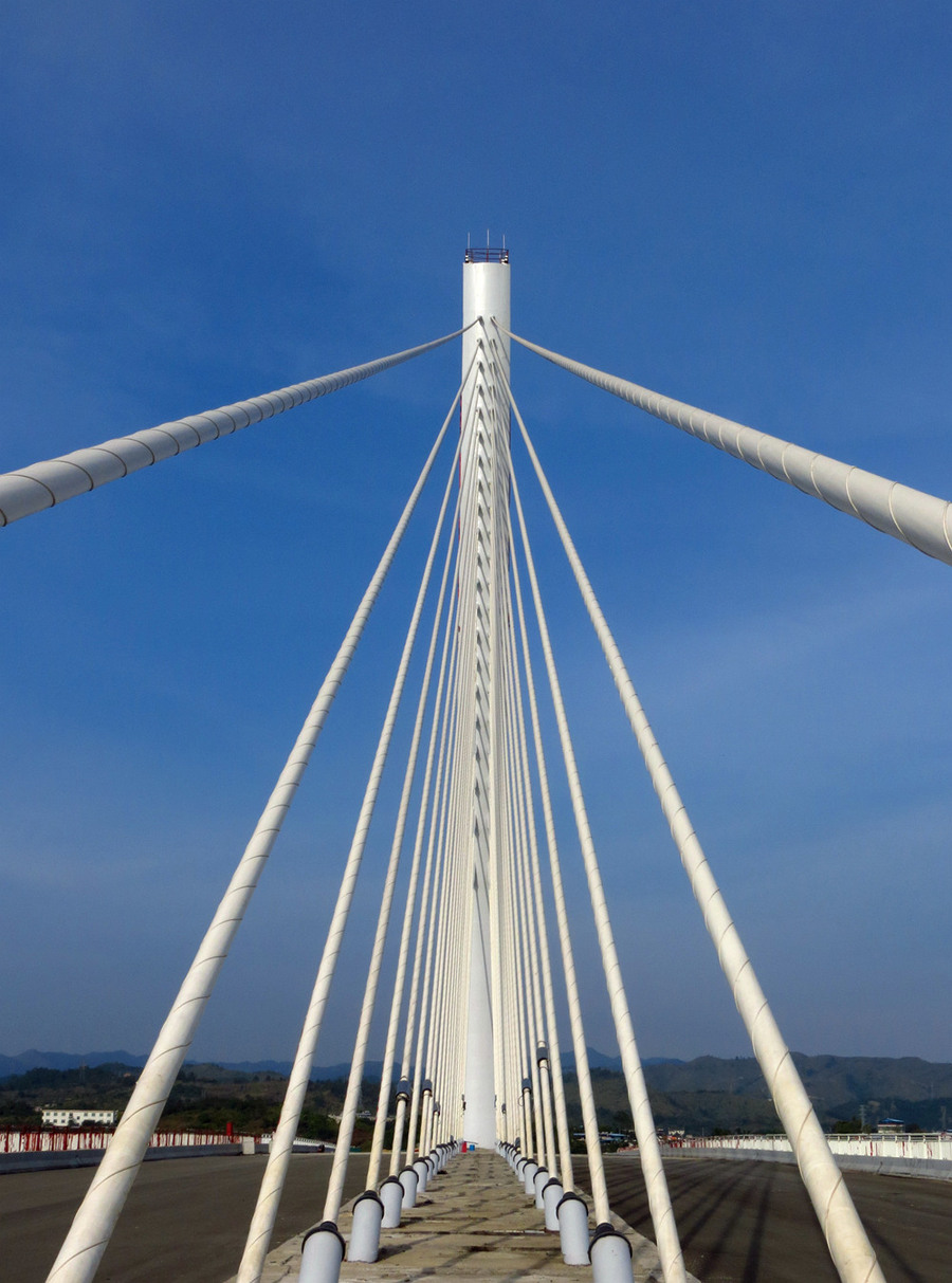 【不同角度--在建的广州大桥(此桥是在梅州)摄