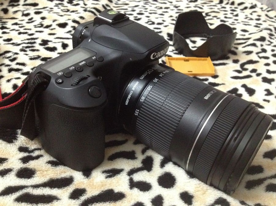 【转让自用佳能60D套机(18-135mm IS)单反相