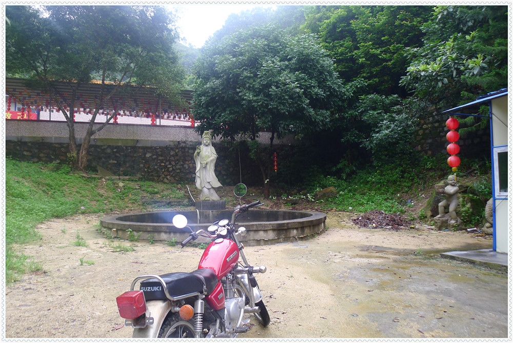 揭西县.龙潭镇,祥龙寺《早晨雨后,外内殿后篇》