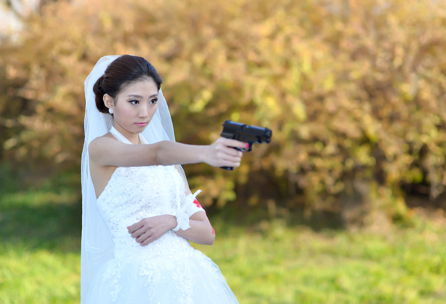【愤怒的新娘摄影图片】人像摄影