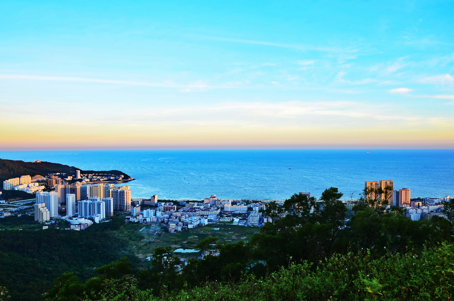 山上看风景