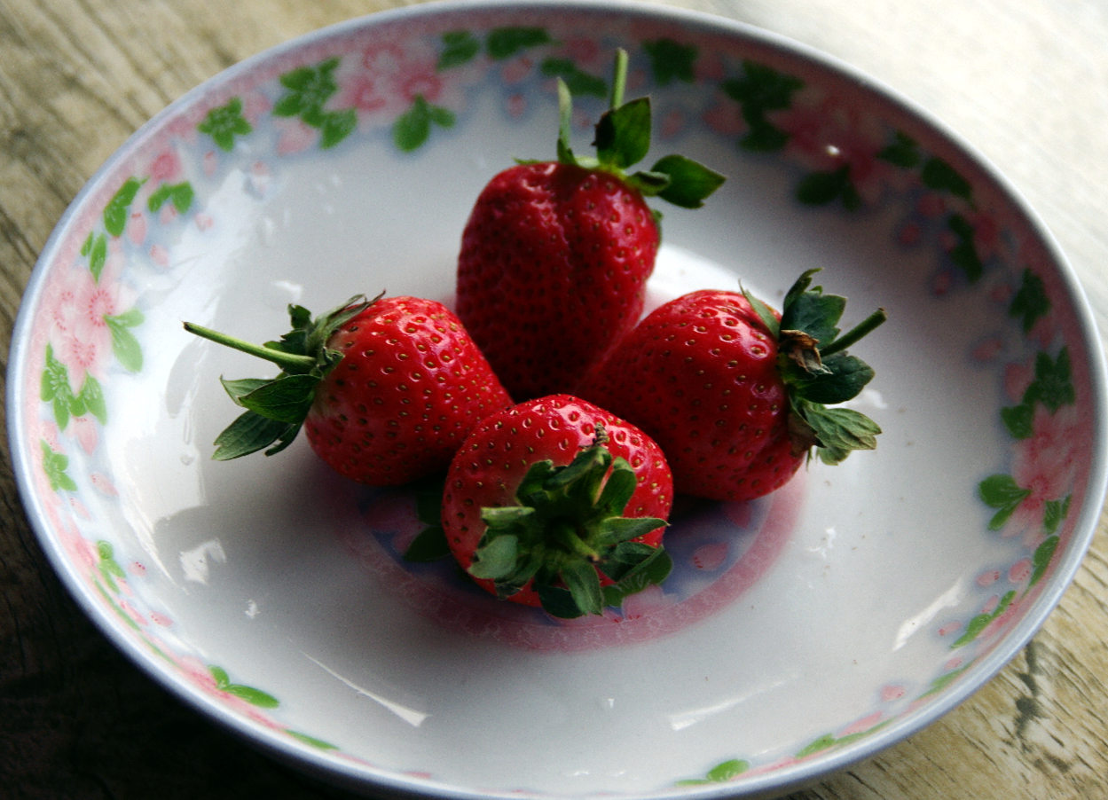 草莓好吃