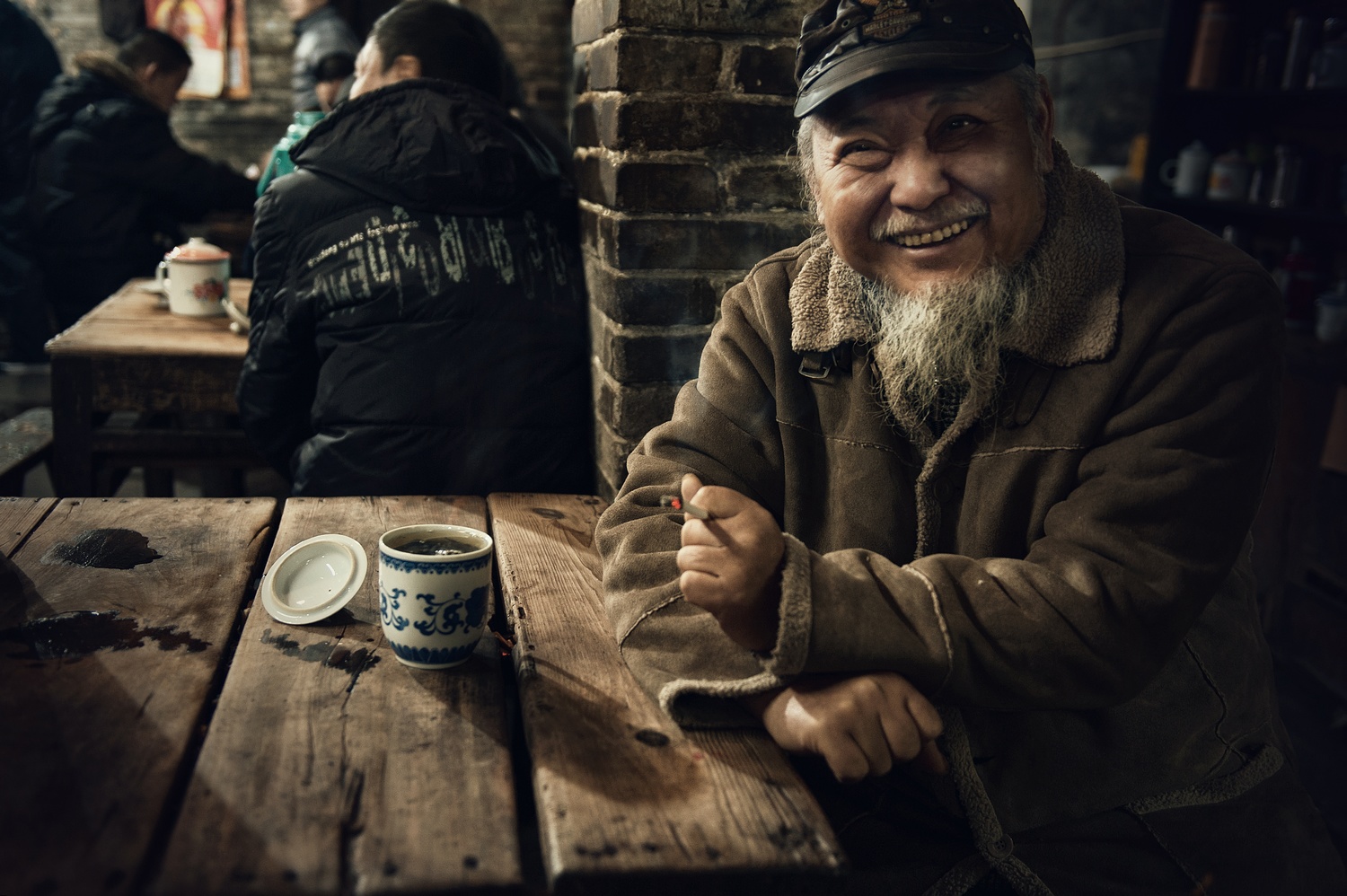 茶馆的时光(新人求罩)