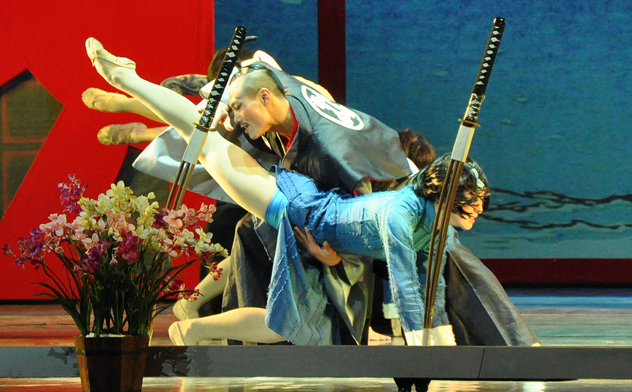 【大型舞剧《金陵十三钗》拍摄于无锡大会堂摄