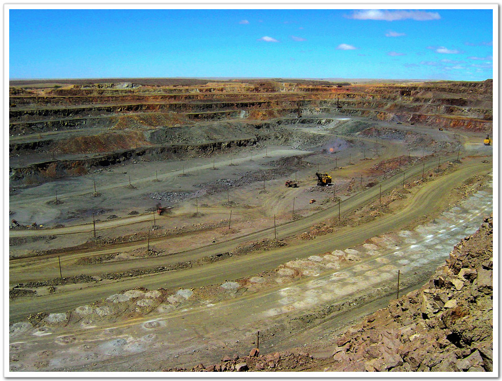 目击世界最大的稀土矿山--白云鄂博矿风彩