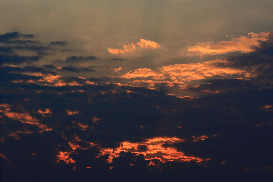 【地狱的天堂(2014年2月21日的夕阳，摄于我压抑的心情)摄影图片】风光旅游摄影_太平洋电脑网摄影部落
