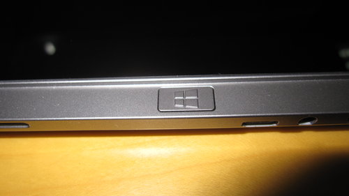 \/\/宏碁Acer iconia w4 820\/\/ 外观(二)