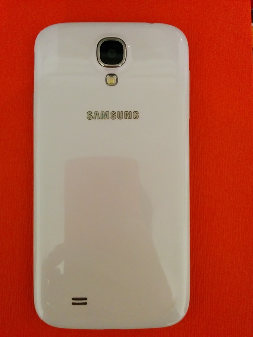 三星Galaxy S4 欧版I9500白色95新配件全32G