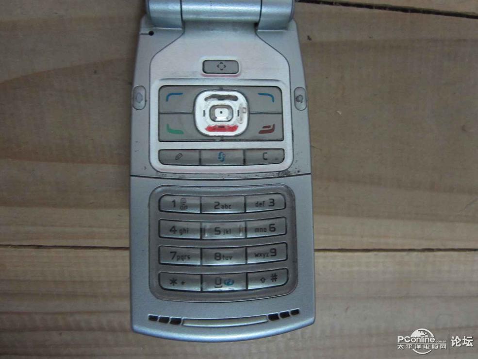 诺基亚 N71,塞班S60智能手机,翻盖型,228元转