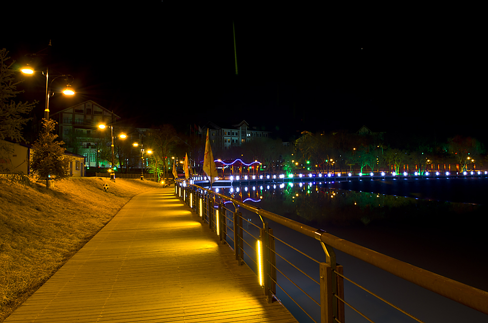 随拍几张水库夜景