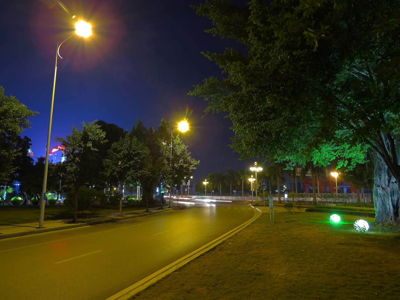 南湖桥头夜景