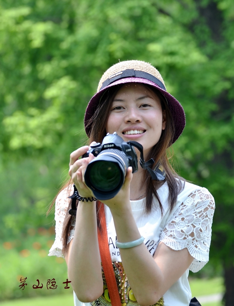 160曝光补偿:0 ev相机:尼康 d7000套机(配18-300mm镜头【美女人像一