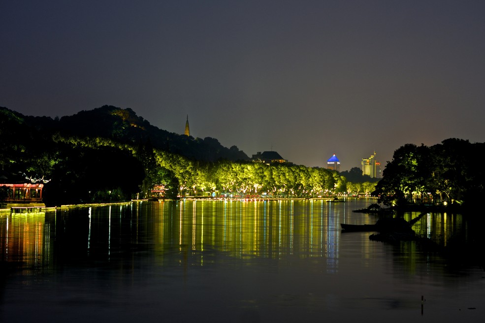 杭州西湖夜景_索尼A系列单反论坛_太平洋电脑网产品论坛