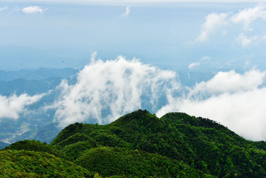 湖南省新化县大熊山九龙峰高山风光