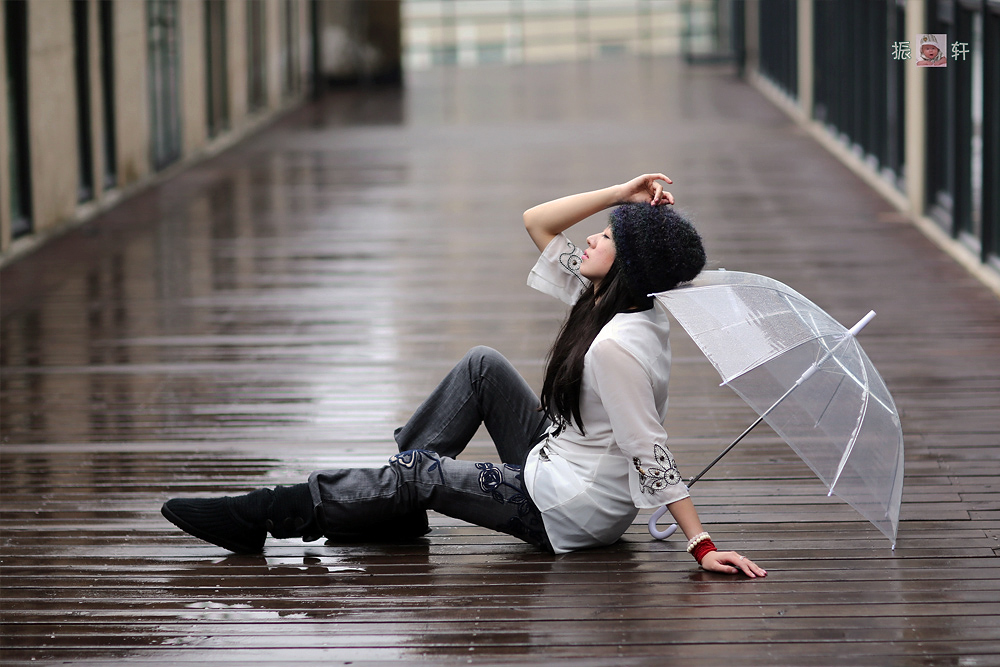 【～雨后～透明伞～1933～洋洋～摄影图片】人像摄影