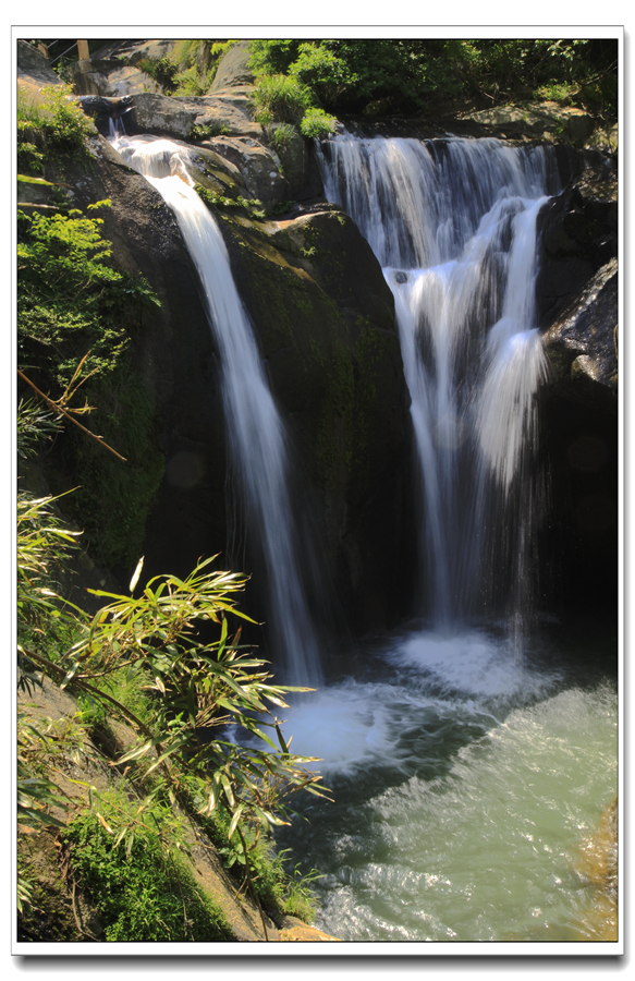 云居山瀑布