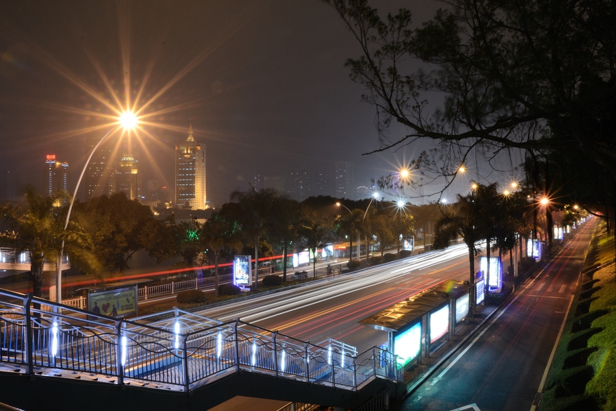 厦门的车水马龙——几张简单天桥夜景图